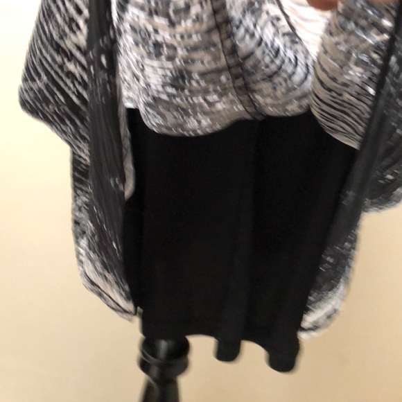 Ann Taylor LOFT size 2 dress - Picture 5 of 6